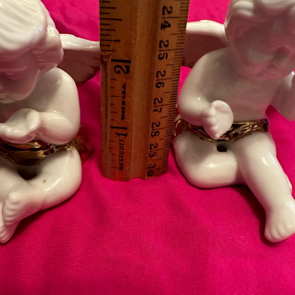Salt and Pepper Shakers - Cherubs. - Picture 6 of 10